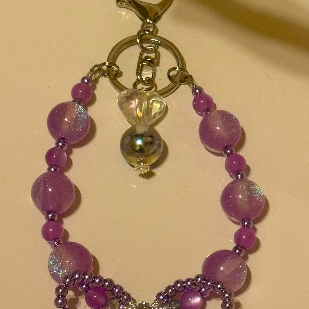 Keychain with bow